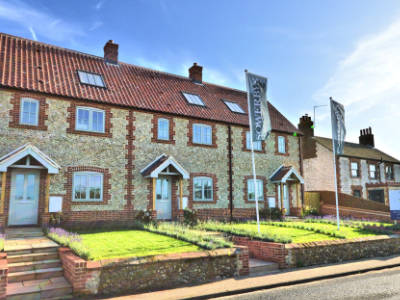 Knights Court, Thornham